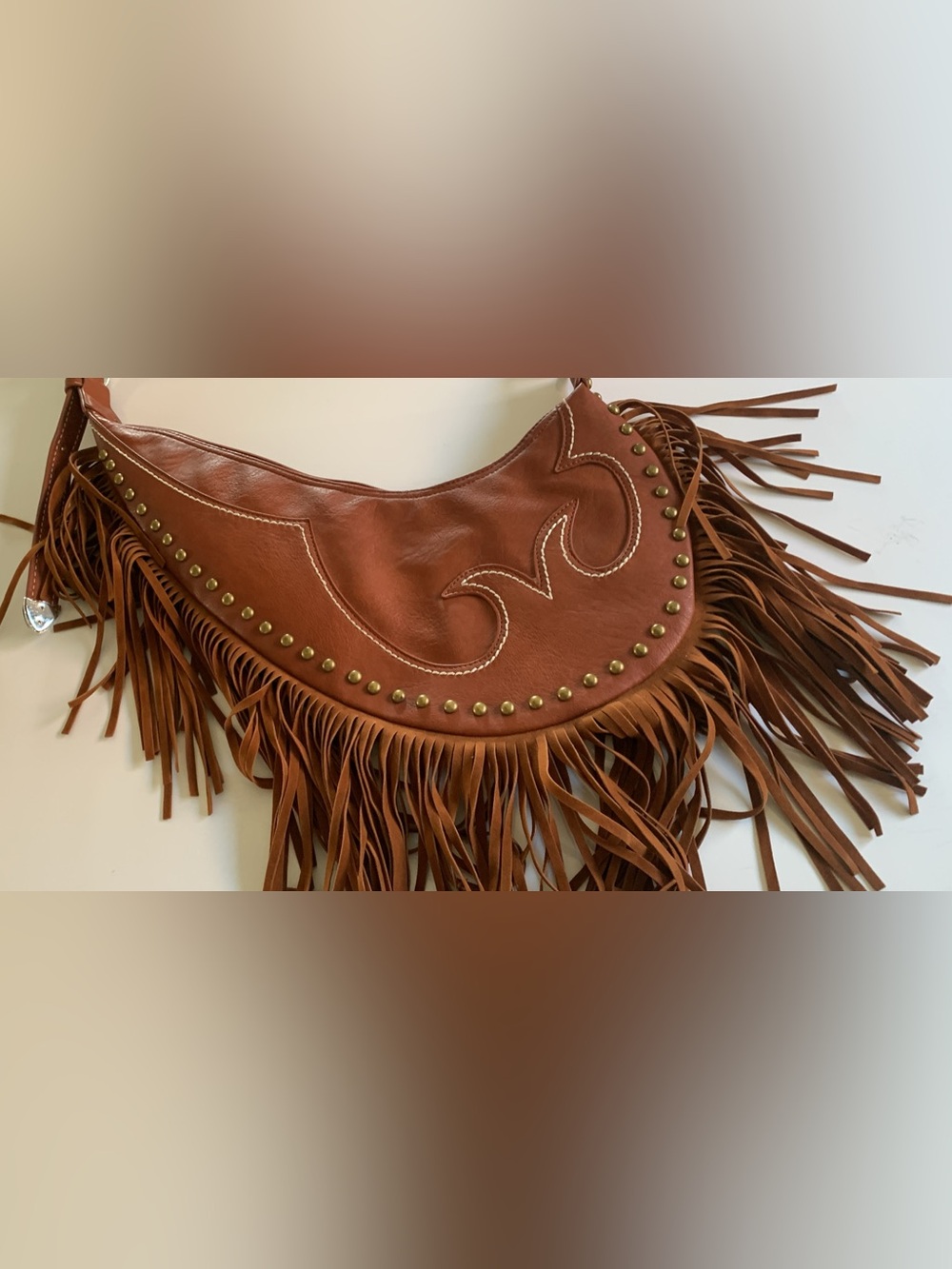 Source Unknown Tan Fringe Hobo Shoulder Bag with Stud Accents - Picture 4 of 9